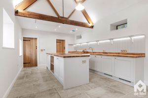 Photo 27- click for photo gallery